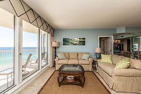 Beach Front Destination 3 Bedroom Holiday Home by Five Star Properties