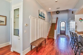 Bella Beach 5 Bedroom Holiday Home by Five Star Properties