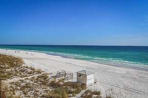 Bella Beach 5 Bedroom Holiday Home by Five Star Properties