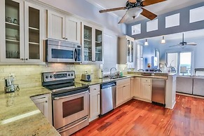 Bella Beach 5 Bedroom Holiday Home by Five Star Properties