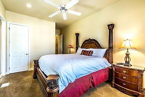 Bella Destina 5 Bedroom Holiday Home by Five Star Properties