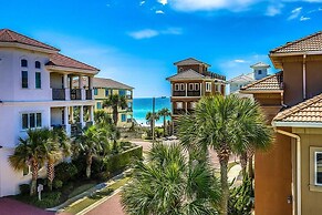 Bella Destina 5 Bedroom Holiday Home by Five Star Properties