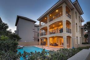 Bella Destina 5 Bedroom Holiday Home by Five Star Properties