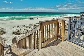 Bella Vizio 5 Bedroom Holiday Home by Five Star Properties