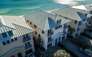 Bella Vizio 5 Bedroom Holiday Home by Five Star Properties