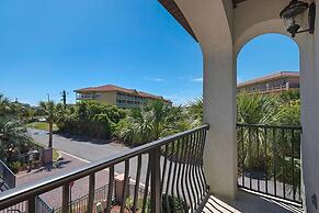 Beyond the Sea 5 Bedroom Holiday Home by Five Star Properties