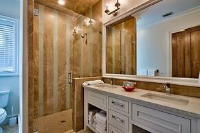 Big House by the Sea 8 Bedroom Holiday Home by Five Star Properties