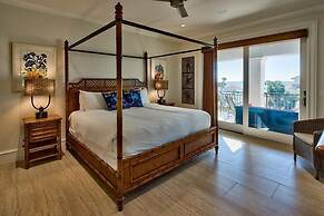 Big House by the Sea 8 Bedroom Holiday Home by Five Star Properties