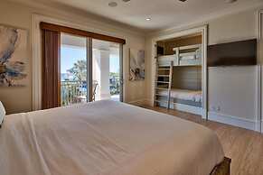 Big House by the Sea 8 Bedroom Holiday Home by Five Star Properties