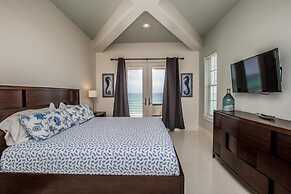 Bord du Mer 6 Bedroom Holiday Home by Five Star Properties