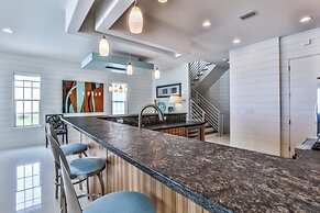 Bord du Mer 6 Bedroom Holiday Home by Five Star Properties