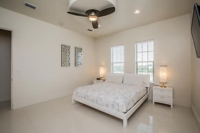 Bord du Mer 6 Bedroom Holiday Home by Five Star Properties