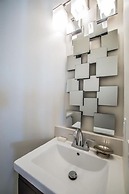 Bord du Mer 6 Bedroom Holiday Home by Five Star Properties