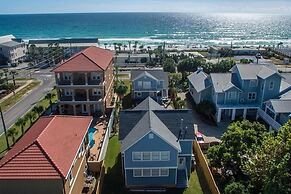 Bottoms Up 7 Bedroom Holiday Home by Five Star Properties