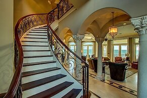 Capitano 7 Bedroom Holiday Home by Five Star Properties