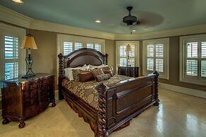 Capitano 7 Bedroom Holiday Home by Five Star Properties