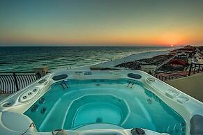 Capitano 7 Bedroom Holiday Home by Five Star Properties