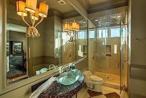 Capitano 7 Bedroom Holiday Home by Five Star Properties