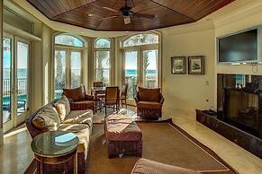 Capitano 7 Bedroom Holiday Home by Five Star Properties