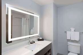 Days Inn & Suites by Wyndham Houston NW Cypress