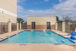 Days Inn & Suites by Wyndham Houston NW Cypress