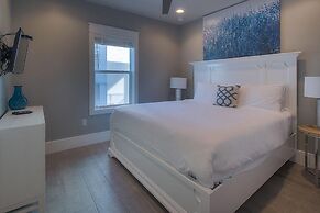 Not the Norm 11 Bedroom Holiday Home by Five Star Properties