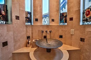 Ocean Paradise 4 Bedroom Holiday Home by Five Star Properties