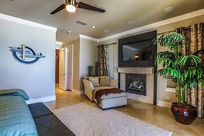 Ocean Paradise 4 Bedroom Holiday Home by Five Star Properties