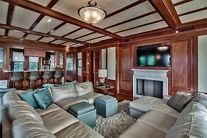 OLYMPIA CORAL SUITE 3 Bedroom Holiday Home by Five Star Properties