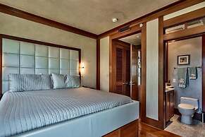 OLYMPIA CORAL SUITE 3 Bedroom Holiday Home by Five Star Properties