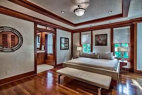 OLYMPIA SAND DOLLAR SUITE 2 Bedroom Holiday Home by Five Star Properti