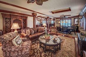 Palazzo del Mar 11 Bedroom Holiday Home by Five Star Properties