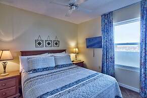 PELICAN BEACH 1216 2 Bedroom Holiday Home by Five Star Properties