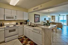 PELICAN BEACH 1216 2 Bedroom Holiday Home by Five Star Properties