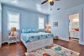 Sand Between Your Toes 6 Bedroom Holiday Home by Five Star Properties