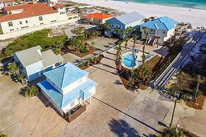Sandtrap by the Sea 6 Bedroom Holiday Home by Five Star Properties
