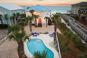 Sandtrap by the Sea 6 Bedroom Holiday Home by Five Star Properties