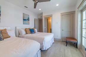 Sea Spell 8 Bedroom Holiday Home by Five Star Properties