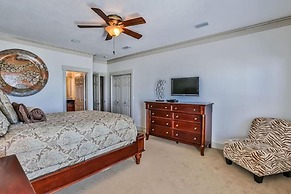 Seaclusion 9 Bedroom Holiday Home by Five Star Properties