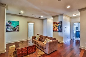 Seaclusion 9 Bedroom Holiday Home by Five Star Properties