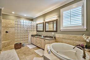 Shore to Please 4 Bedroom Holiday Home by Five Star Properties