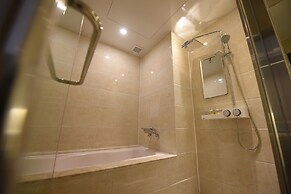 Geoje Art Nouveau Suite Hotel