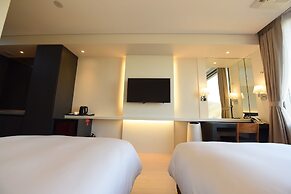 Geoje Art Nouveau Suite Hotel