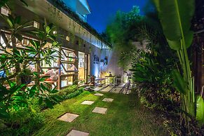 Lokal Bali Hostel