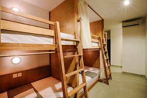 Lokal Bali Hostel