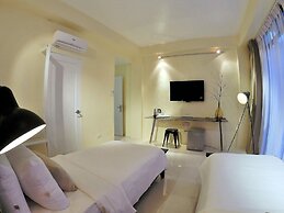 Luxx Boutique Boracay