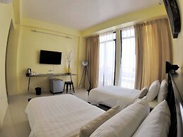 Luxx Boutique Boracay