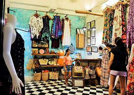 Luxx Boutique Boracay