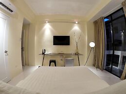 Luxx Boutique Boracay