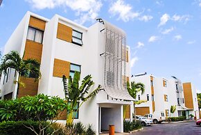 Cap Ouest by Dream Escapes